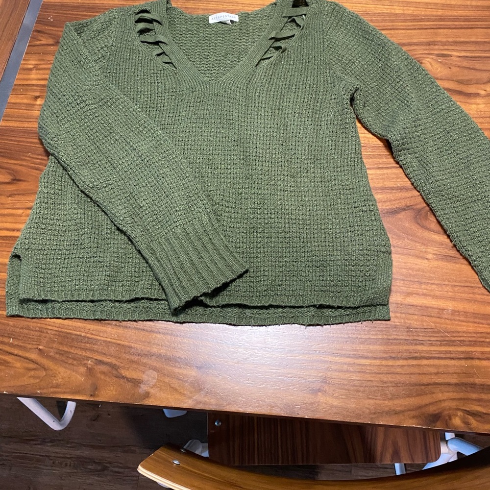 Aeropostale Army Green Sweater Size L